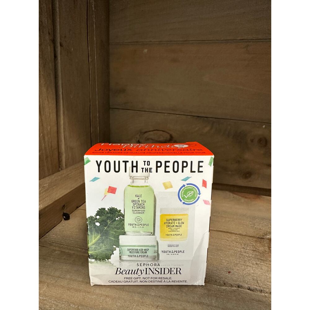 Beauty Insider Youth to the People Skincare Trio Travel Set